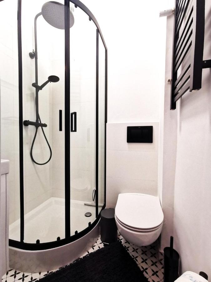 Podwale Apartment - Self Check-In 24H Breslavia Esterno foto